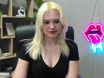 SweetLilyxo  live sex cam