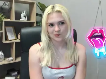 SweetLilyxo  live sex cam