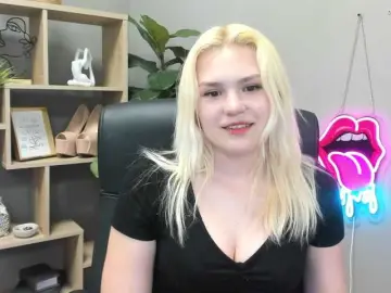 SweetLilyxo  live sex cam