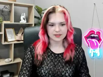 SweetLilyxo  live sex cam