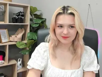 SweetLilyxo  live sex cam