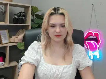 SweetLilyxo  live sex cam