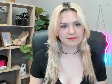 SweetLilyxo  live sex cam