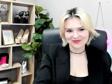 SweetLilyxo  live sex cam