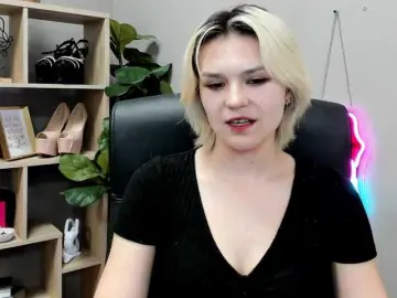 SweetLilyxo  live sex cam