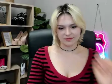 SweetLilyxo  live sex cam