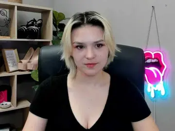 SweetLilyxo  live sex cam