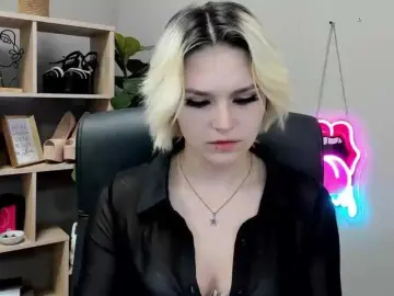 SweetLilyxo  live sex cam