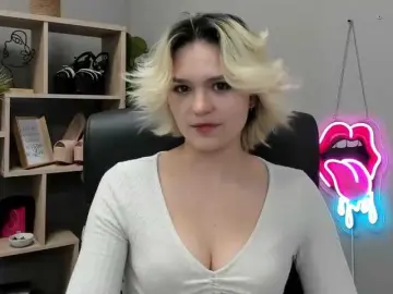 SweetLilyxo  live sex cam