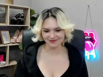 SweetLilyxo  live sex cam