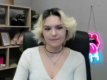 SweetLilyxo  live sex cam