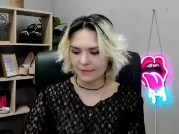 SweetLilyxo  live sex cam