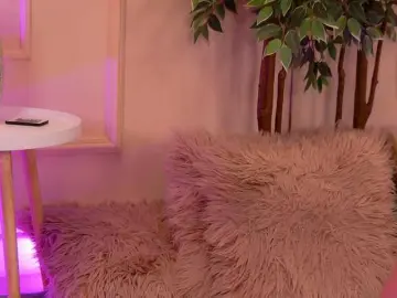 CrystalRed  live sex cam