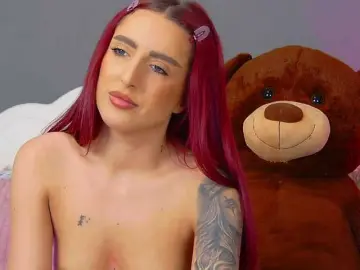 CrystalRed  live sex cam