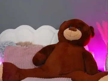 CrystalRed  live sex cam