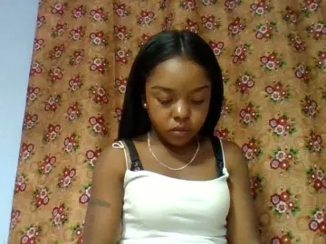 Elysa7  live sex cam