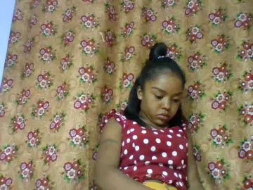 Elysa7  live sex cam