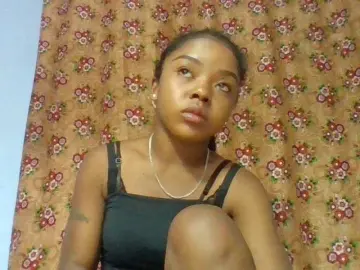 Elysa7  live sex cam