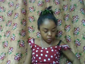 Elysa7  live sex cam