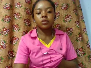 Elysa7  live sex cam