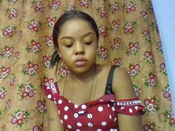 Elysa7  live sex cam