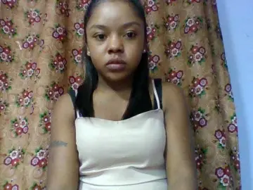 Elysa7  live sex cam