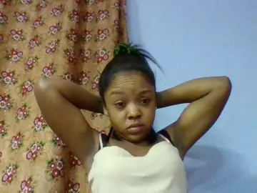 Elysa7  live sex cam