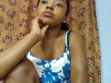 Elysa7  live sex cam