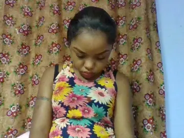 Elysa7  live sex cam
