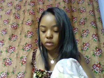 Elysa7  live sex cam
