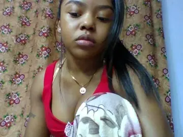 Elysa7  live sex cam