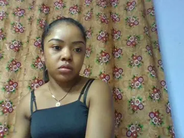 Elysa7  live sex cam