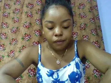 Elysa7  live sex cam