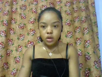 Elysa7  live sex cam