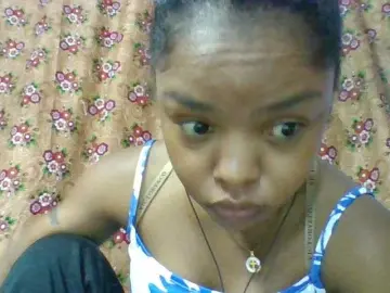 Elysa7  live sex cam