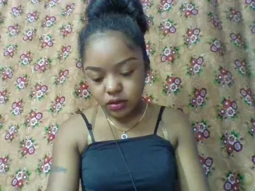 Elysa7  live sex cam