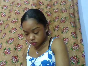 Elysa7  live sex cam