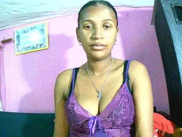 Mynah  live sex cam