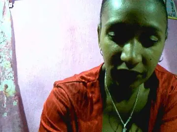 Mynah  live sex cam