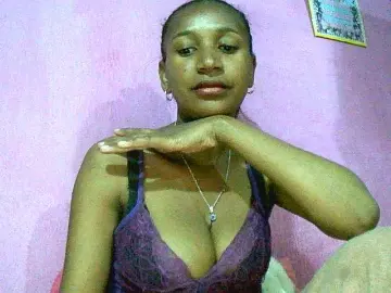 Mynah  live sex cam