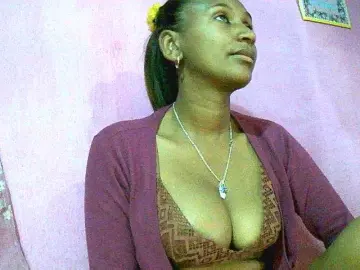 Mynah  live sex cam
