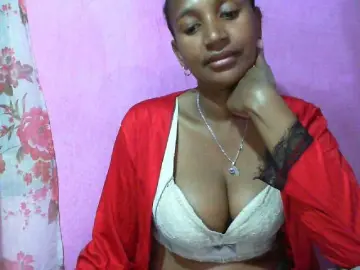 Mynah  live sex cam