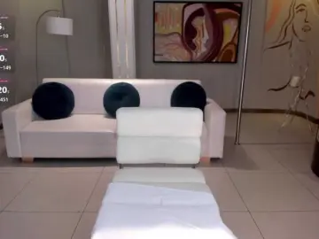 NiaHolland  live sex cam