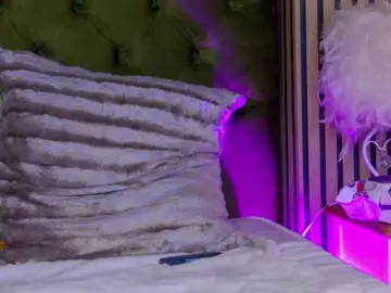 SiennaShapiro  live sex cam