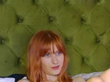 SiennaShapiro  live sex cam