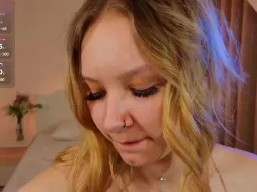 StaceyyJones  live sex cam