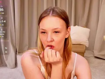StaceyyJones  live sex cam