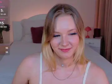 StaceyyJones  live sex cam