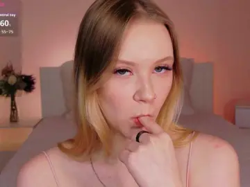 StaceyyJones  live sex cam