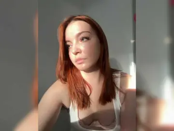 YourDreamWoman  live sex cam